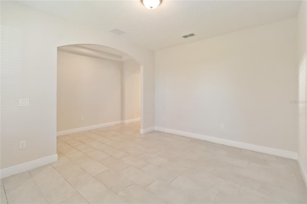 For Sale: $785,000 (4 beds, 3 baths, 2909 Square Feet)