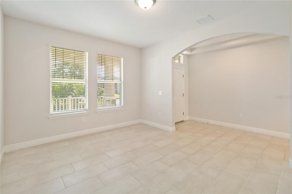 For Sale: $785,000 (4 beds, 3 baths, 2909 Square Feet)