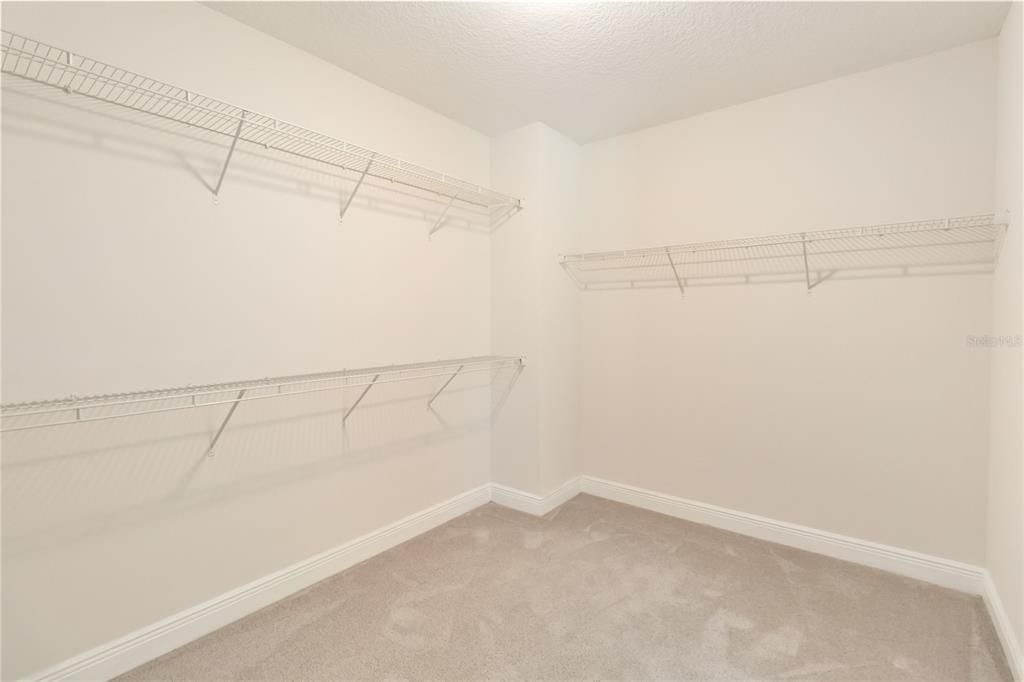 For Sale: $785,000 (4 beds, 3 baths, 2909 Square Feet)