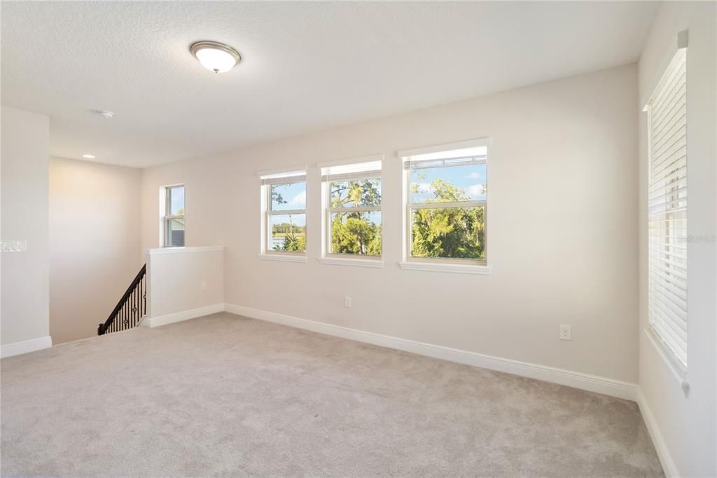 For Sale: $785,000 (4 beds, 3 baths, 2909 Square Feet)