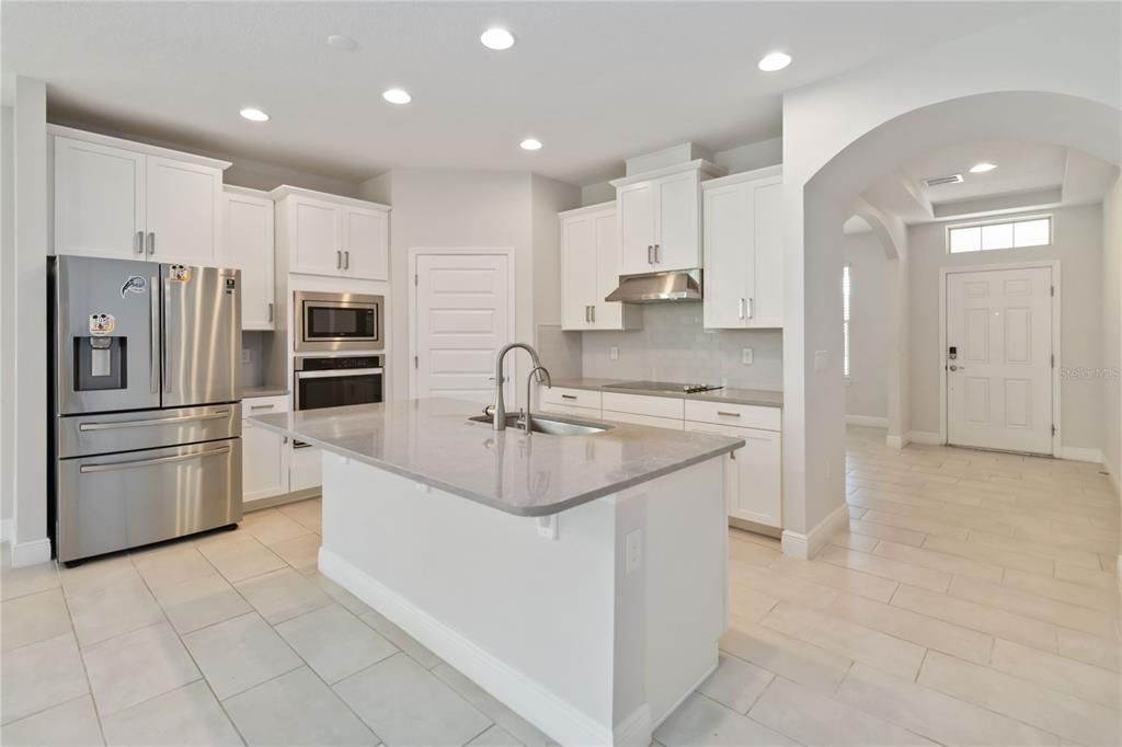 For Sale: $785,000 (4 beds, 3 baths, 2909 Square Feet)