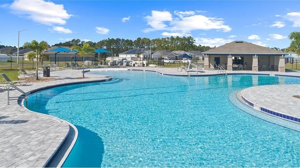 合同活跃: $440,990 (4 贝兹, 3 浴室, 2109 平方英尺)