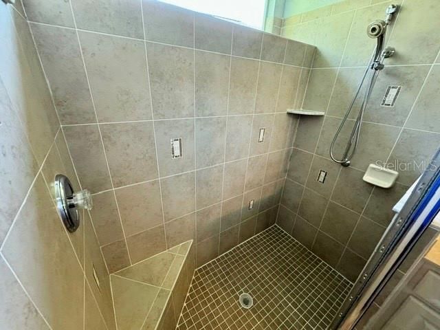 出租: $1,875 (3 贝兹, 2 浴室, 1984 平方英尺)