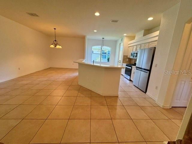 出租: $1,875 (3 贝兹, 2 浴室, 1984 平方英尺)