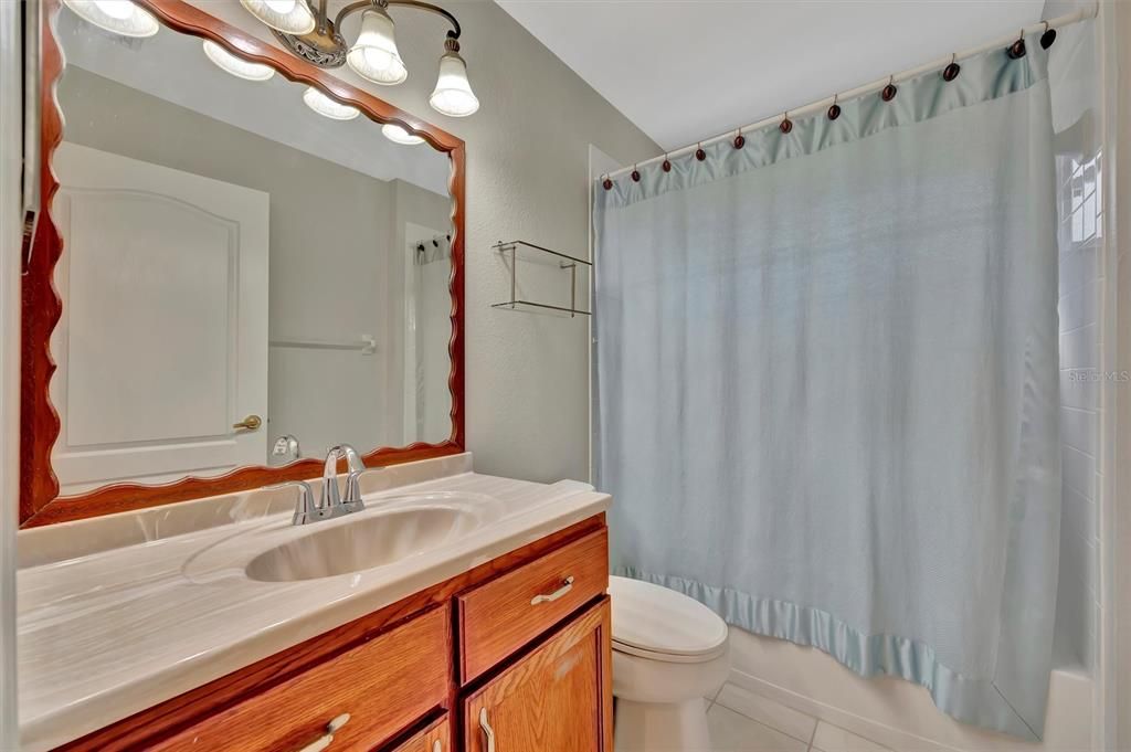 For Sale: $285,000 (2 beds, 2 baths, 1684 Square Feet)