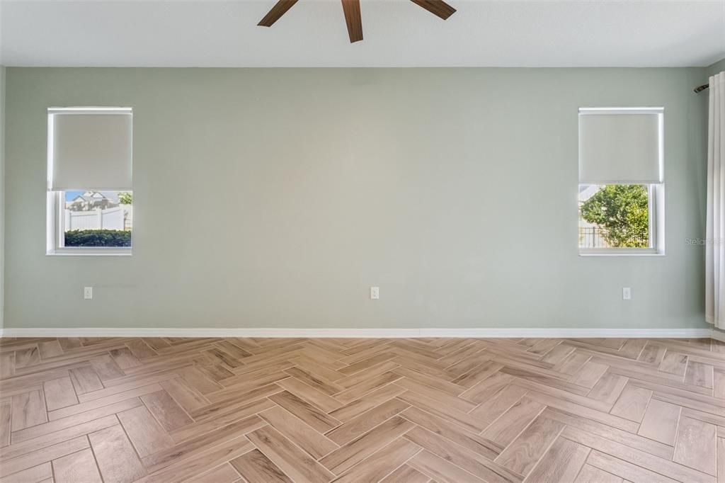 Activo con contrato: $514,900 (3 camas, 2 baños, 2088 Pies cuadrados)