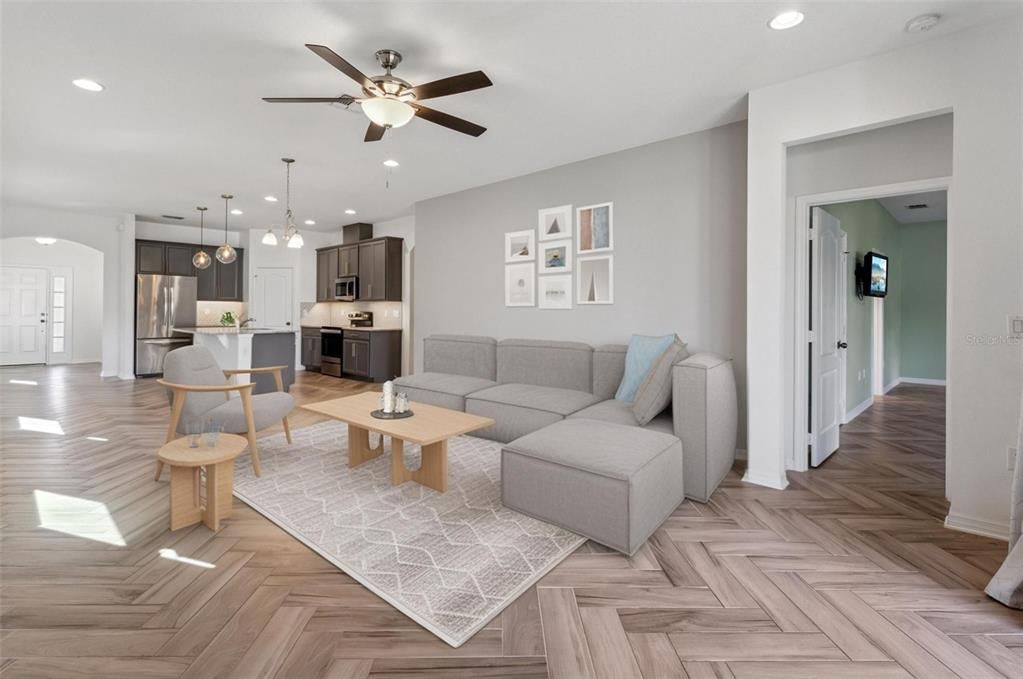 Activo con contrato: $514,900 (3 camas, 2 baños, 2088 Pies cuadrados)