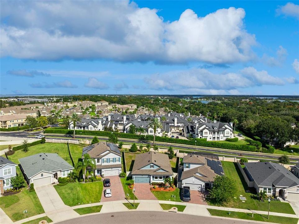 Activo con contrato: $514,900 (3 camas, 2 baños, 2088 Pies cuadrados)