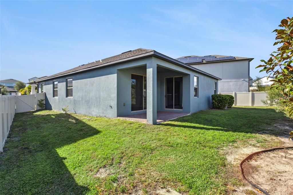 Activo con contrato: $514,900 (3 camas, 2 baños, 2088 Pies cuadrados)