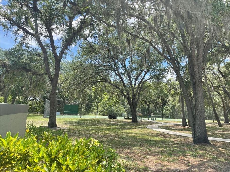 For Rent: $1,650 (3 beds, 2 baths, 1038 Square Feet)