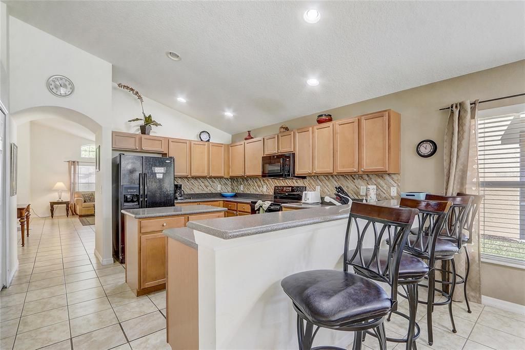 For Rent: $2,850 (4 beds, 3 baths, 2180 Square Feet)