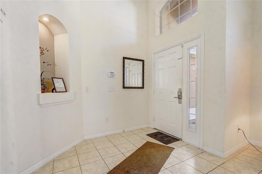 For Rent: $2,850 (4 beds, 3 baths, 2180 Square Feet)