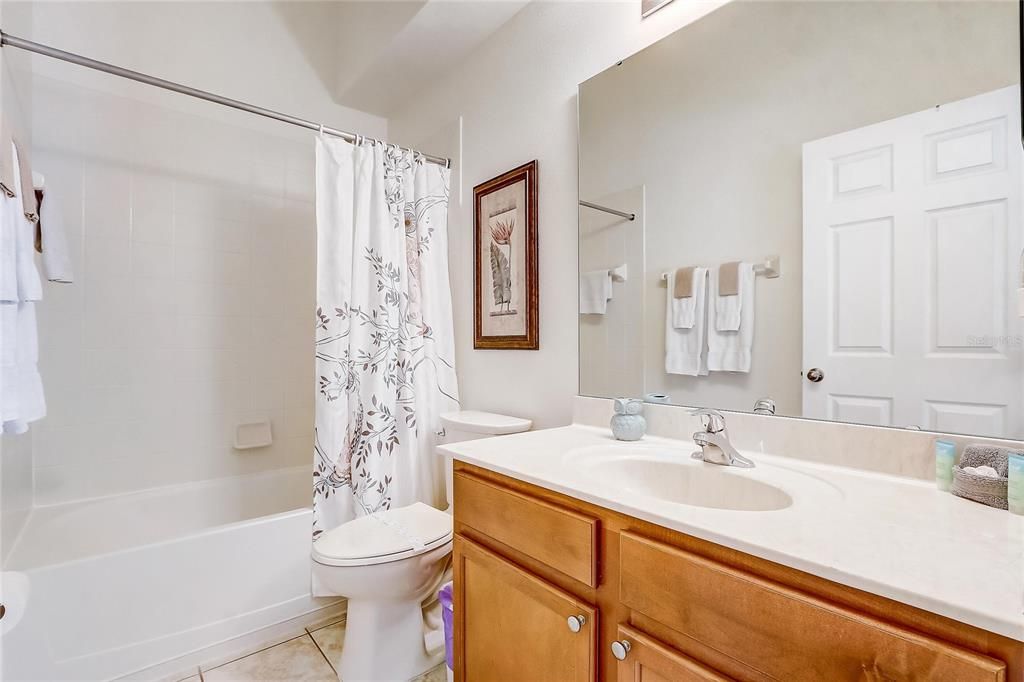 For Rent: $2,850 (4 beds, 3 baths, 2180 Square Feet)