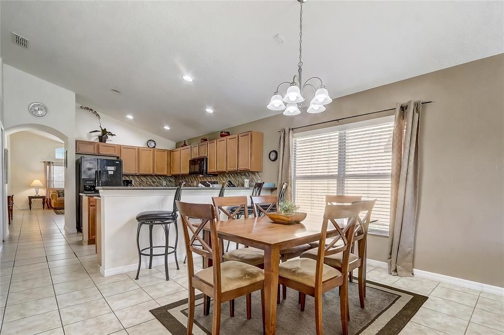 For Rent: $2,850 (4 beds, 3 baths, 2180 Square Feet)