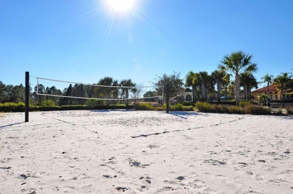 For Rent: $2,850 (4 beds, 3 baths, 2180 Square Feet)