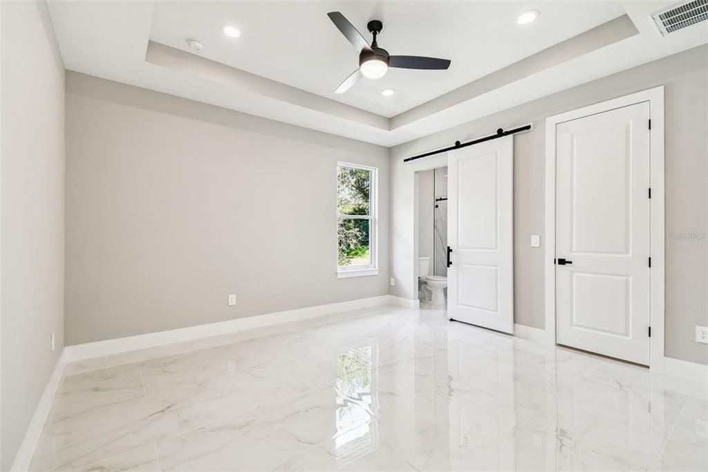 For Sale: $350,000 (3 beds, 2 baths, 2117 Square Feet)