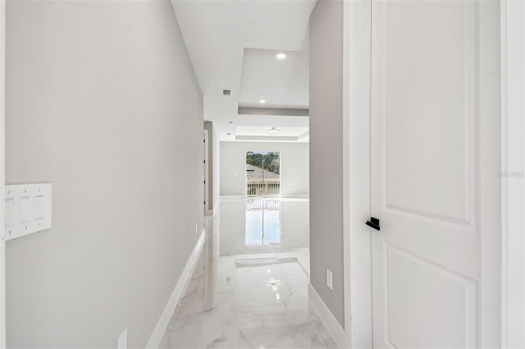 For Sale: $350,000 (3 beds, 2 baths, 2117 Square Feet)