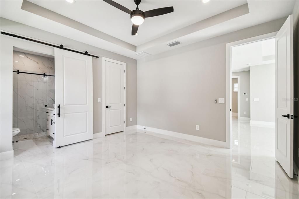 For Sale: $350,000 (3 beds, 2 baths, 2117 Square Feet)