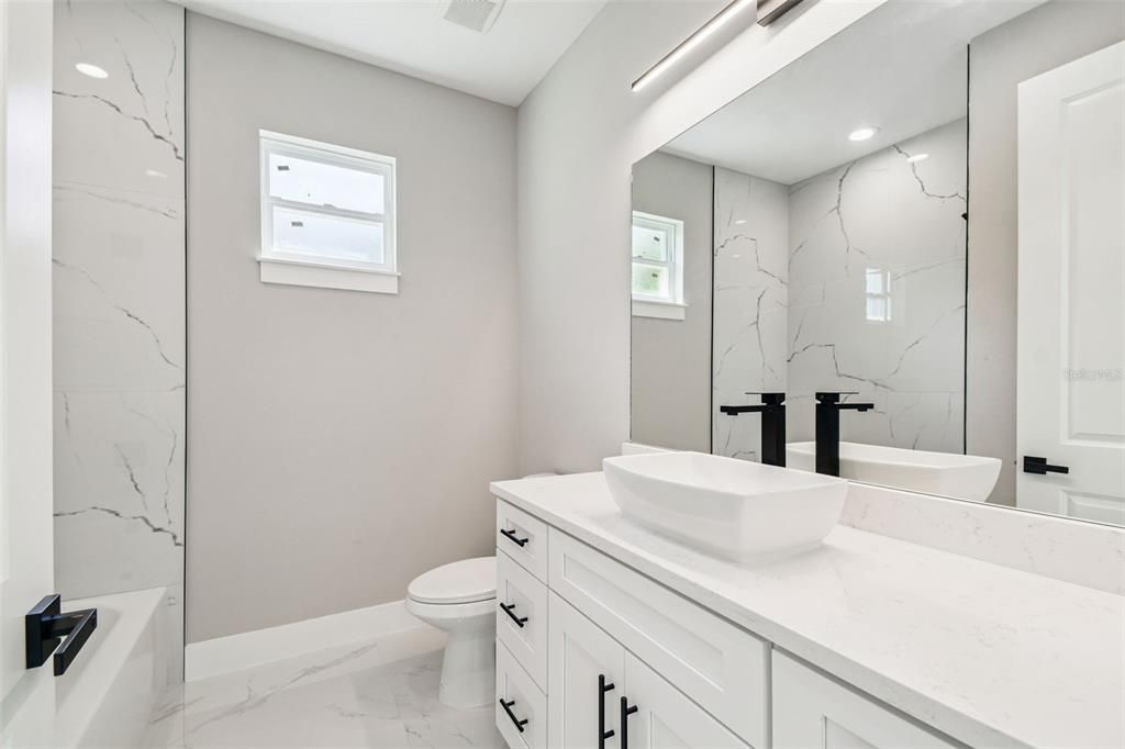 For Sale: $350,000 (3 beds, 2 baths, 2117 Square Feet)