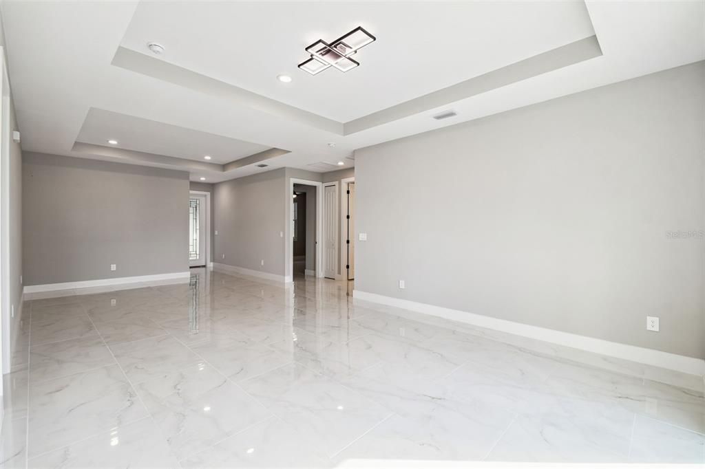 For Sale: $350,000 (3 beds, 2 baths, 2117 Square Feet)