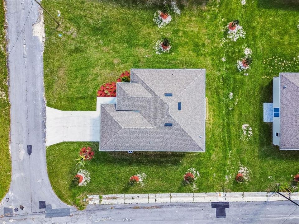 For Sale: $350,000 (3 beds, 2 baths, 2117 Square Feet)