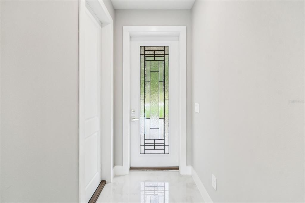 For Sale: $350,000 (3 beds, 2 baths, 2117 Square Feet)