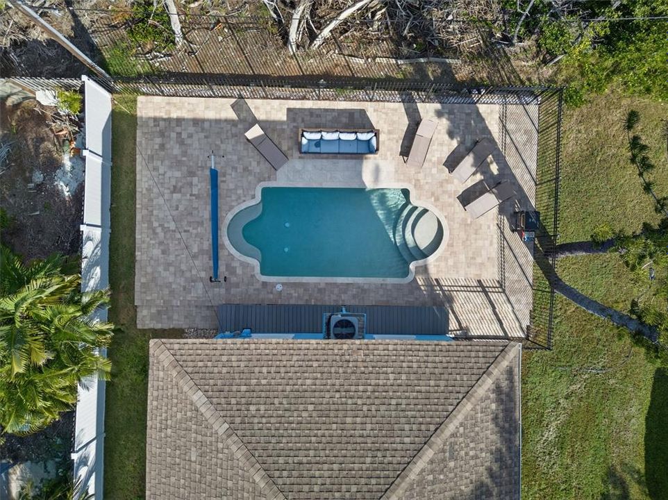 For Sale: $1,189,000 (2 beds, 2 baths, 1040 Square Feet)