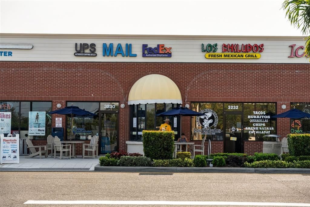 For Sale: $1,189,000 (2 beds, 2 baths, 1040 Square Feet)