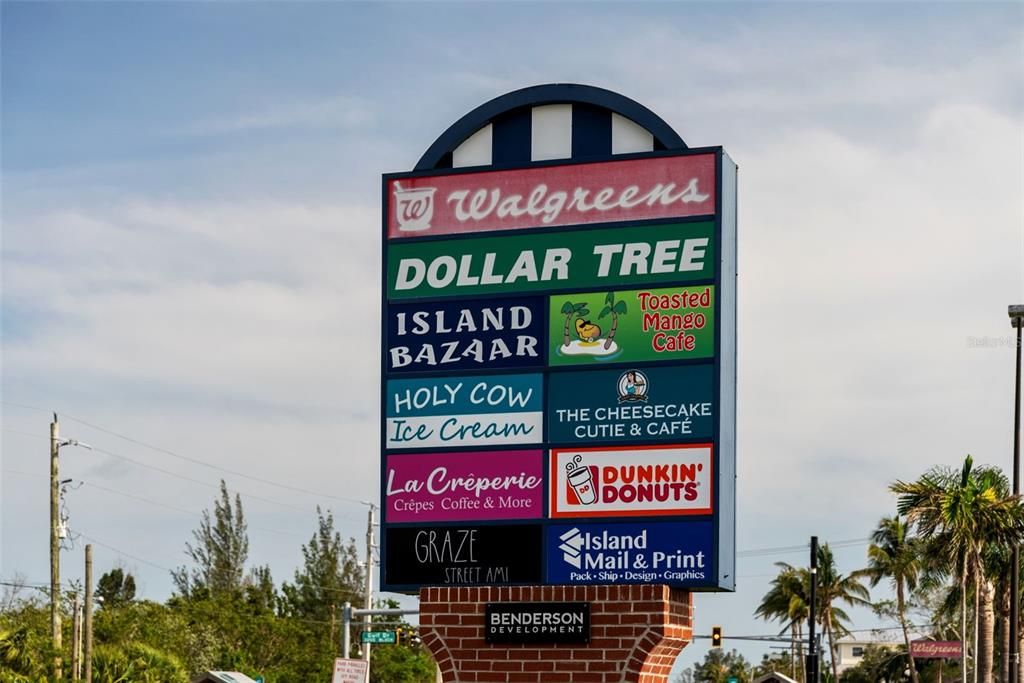 For Sale: $1,189,000 (2 beds, 2 baths, 1040 Square Feet)