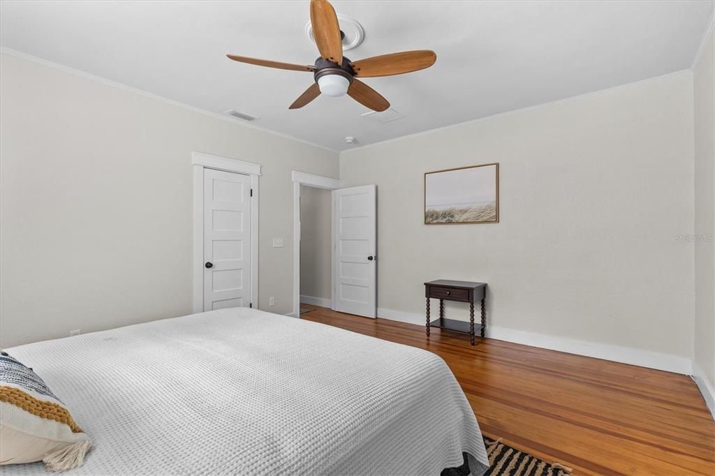 For Rent: $5,000 (3 beds, 2 baths, 1579 Square Feet)