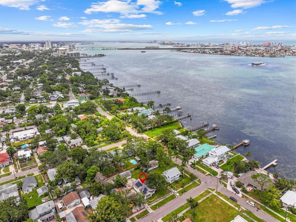 For Rent: $5,000 (3 beds, 2 baths, 1579 Square Feet)