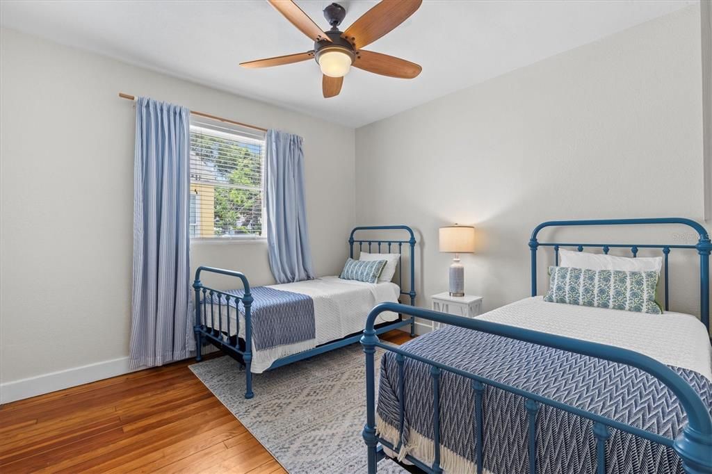 For Rent: $5,000 (3 beds, 2 baths, 1579 Square Feet)