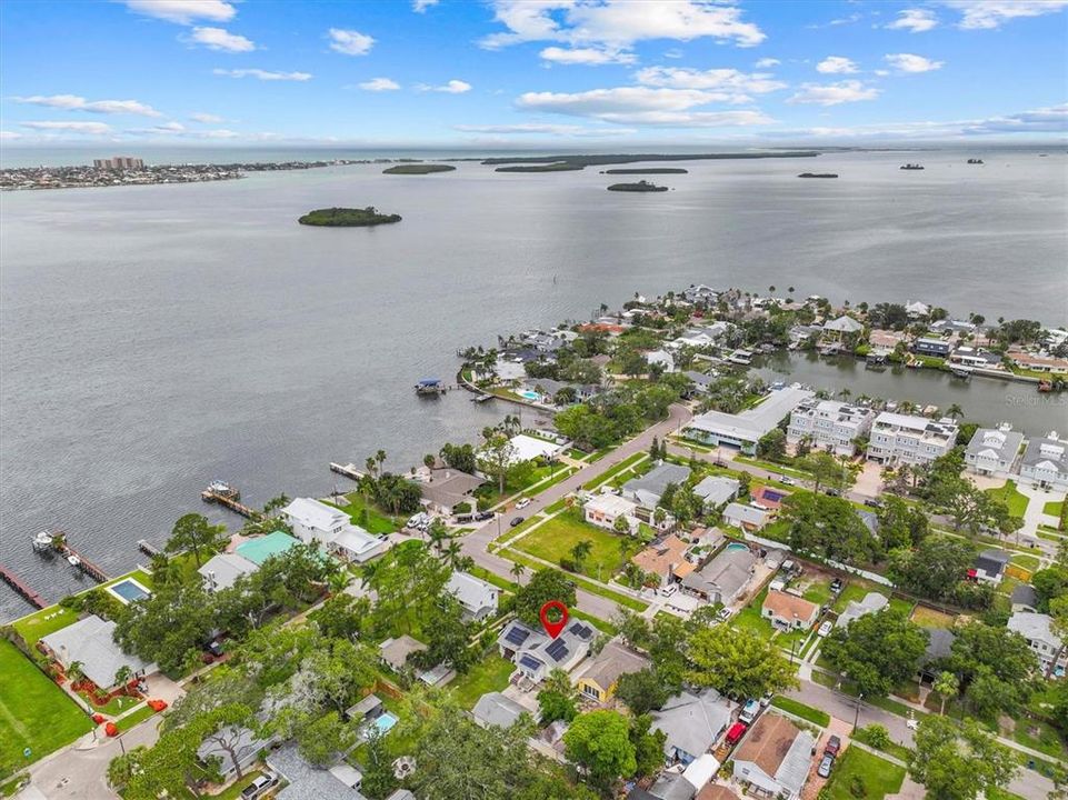 For Rent: $5,000 (3 beds, 2 baths, 1579 Square Feet)