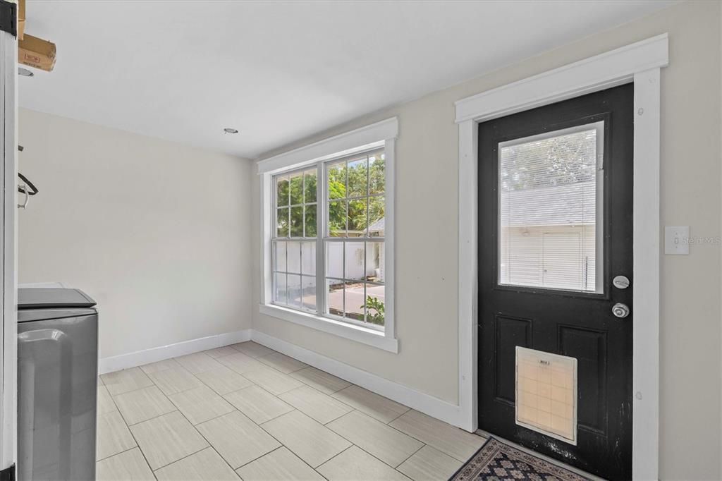 For Rent: $5,000 (3 beds, 2 baths, 1579 Square Feet)