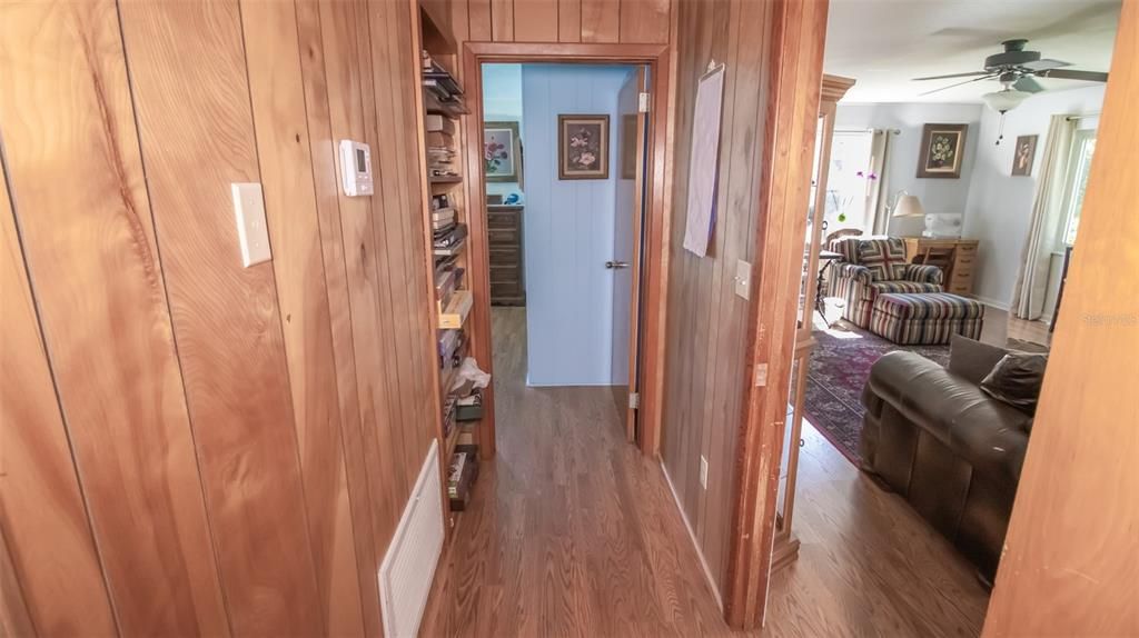 На продажу: $275,000 (2 спален, 2 ванн, 1408 Квадратных фут)