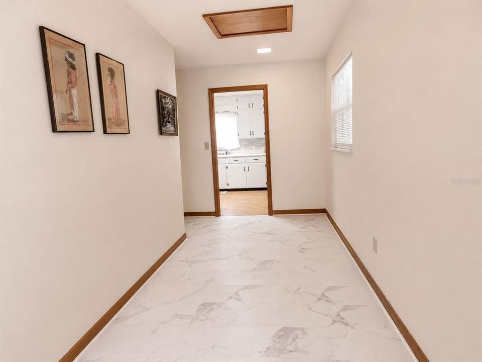 Active With Contract: $240,000 (2 beds, 2 baths, 1408 Square Feet)