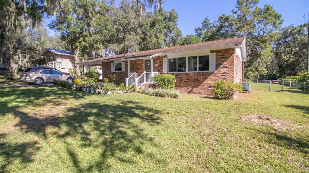 На продажу: $275,000 (2 спален, 2 ванн, 1408 Квадратных фут)