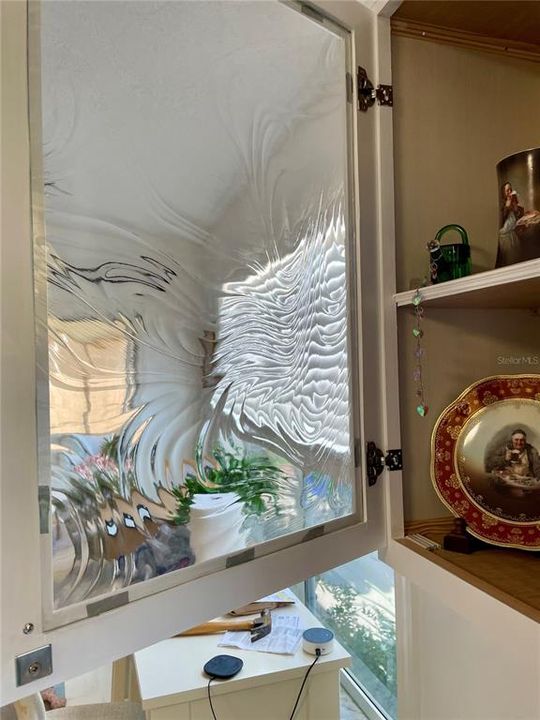 For Sale: $399,000 (3 beds, 2 baths, 1607 Square Feet)