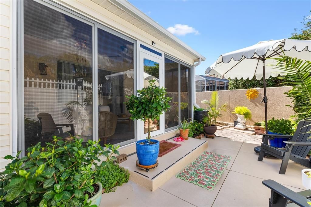 For Sale: $399,000 (3 beds, 2 baths, 1607 Square Feet)