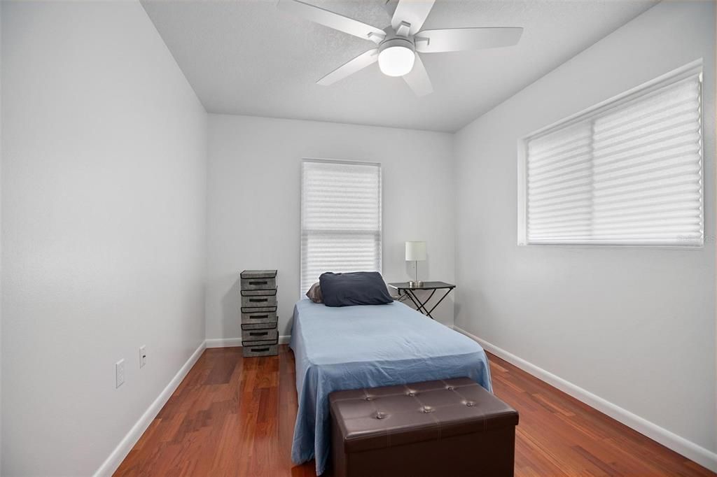 For Sale: $274,900 (3 beds, 2 baths, 1013 Square Feet)