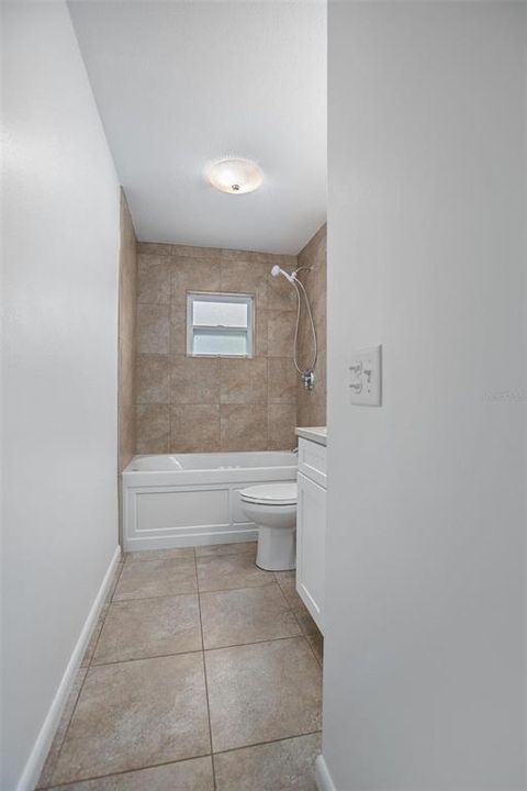 For Sale: $274,900 (3 beds, 2 baths, 1013 Square Feet)