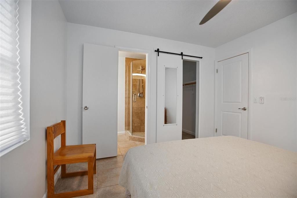 For Sale: $274,900 (3 beds, 2 baths, 1013 Square Feet)