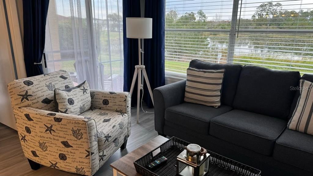 待售: $115,000 (2 贝兹, 1 浴室, 759 平方英尺)