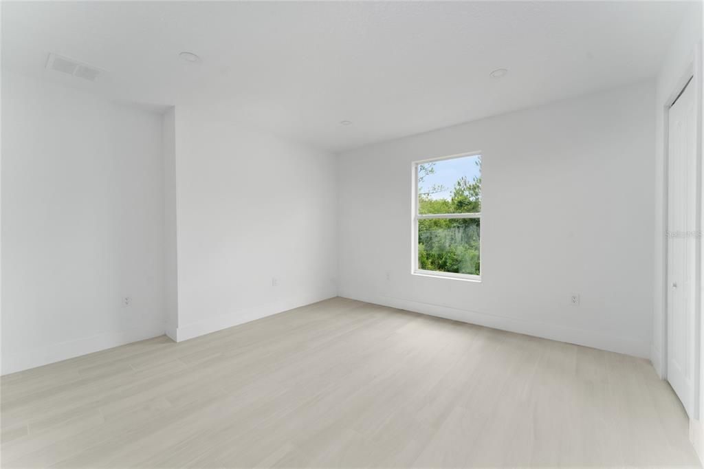 For Sale: $679,900 (5 beds, 3 baths, 3436 Square Feet)