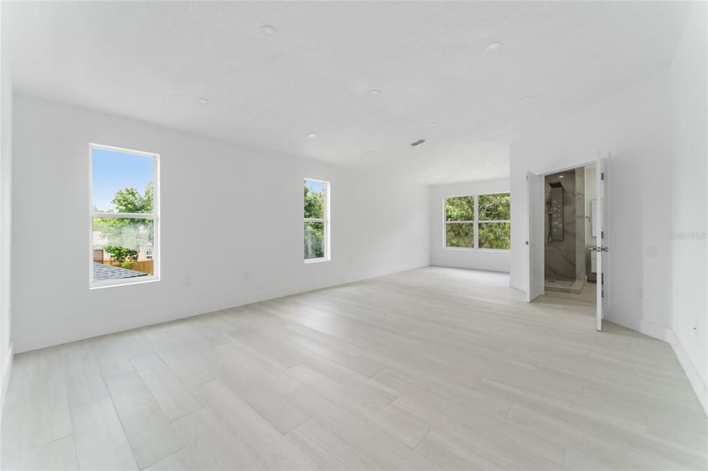 For Sale: $679,900 (5 beds, 3 baths, 3436 Square Feet)