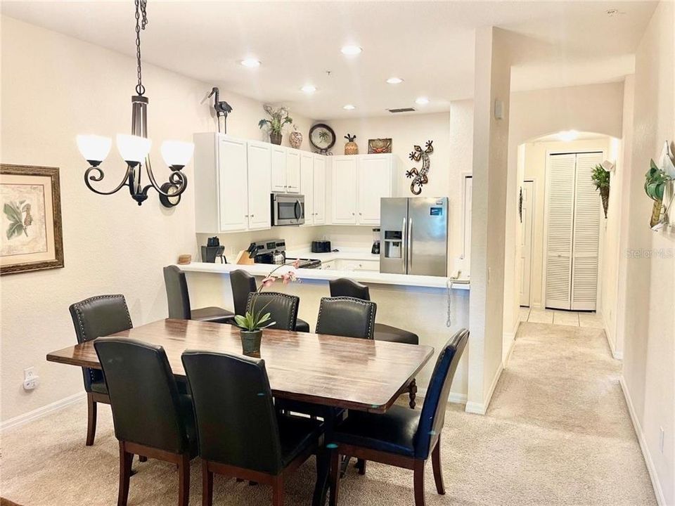 待售: $189,000 (2 贝兹, 2 浴室, 1173 平方英尺)