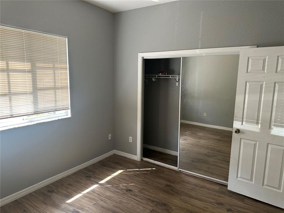 For Sale: $150,000 (2 beds, 2 baths, 812 Square Feet)