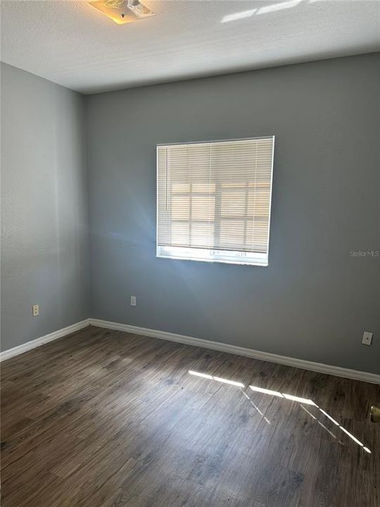 For Sale: $150,000 (2 beds, 2 baths, 812 Square Feet)