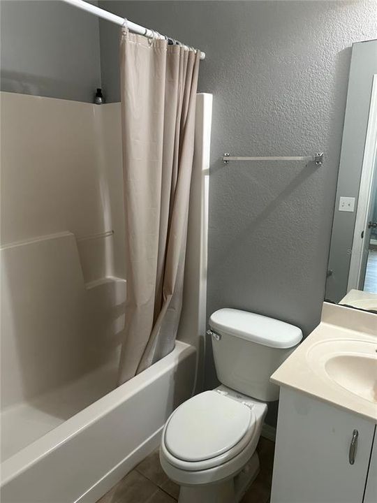 For Sale: $150,000 (2 beds, 2 baths, 812 Square Feet)