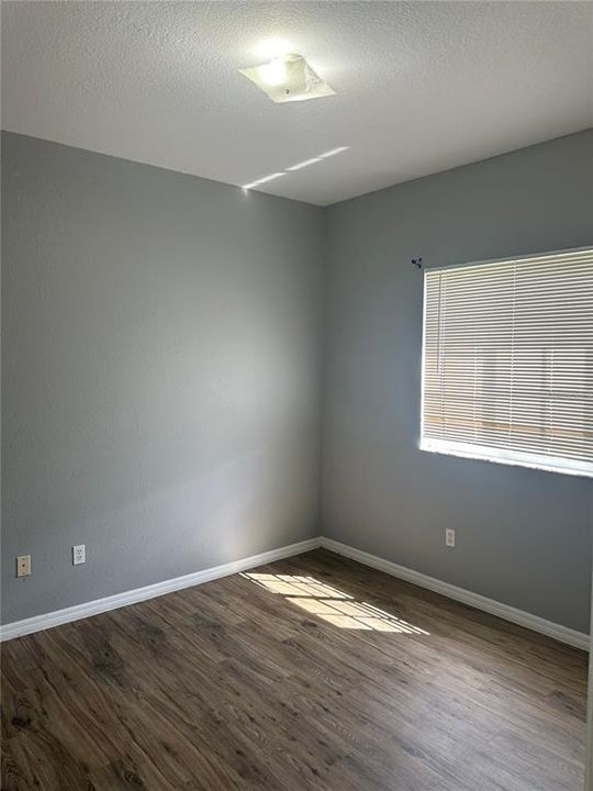 For Sale: $150,000 (2 beds, 2 baths, 812 Square Feet)